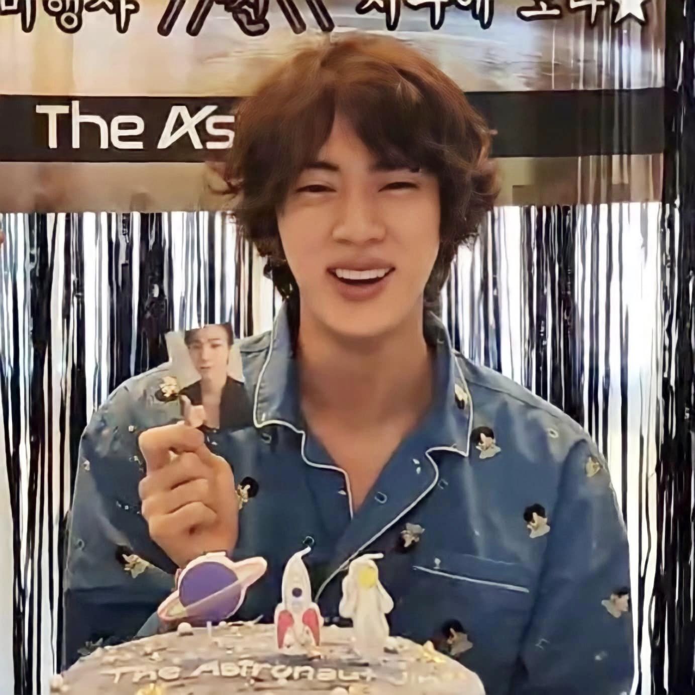 Jin Shared That He Planned To Enlist In The Middle Of This Year But jin-shared-that-he-planned-to-enlist-in-the-middle-of-this-year-but