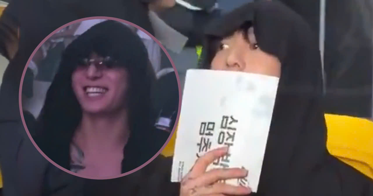 Another Artist’s Sticker on Jungkook’s Phone, Spotted at Stray Kids Concert, Excites ARMY