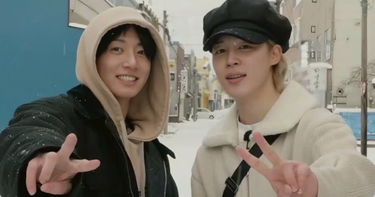 Jungkook & Jimin Go Viral For A Moment They Got On A Boat With Staff